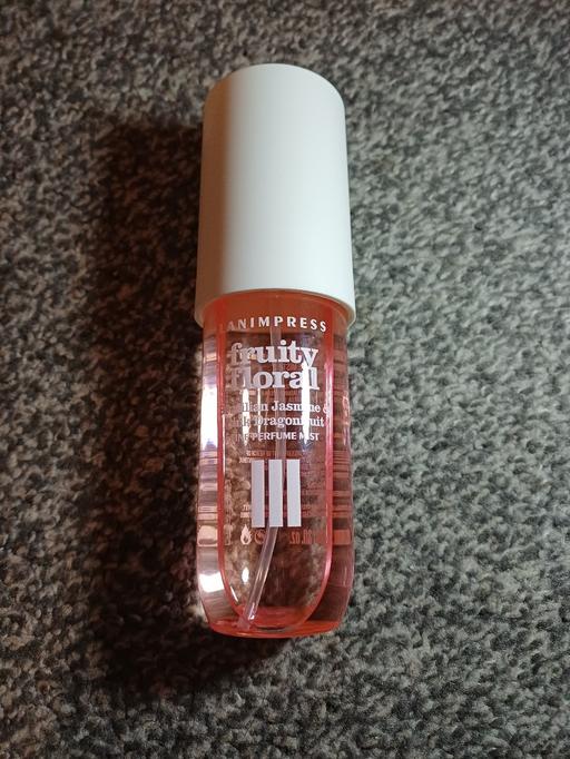  — Fruity floral perfume mist