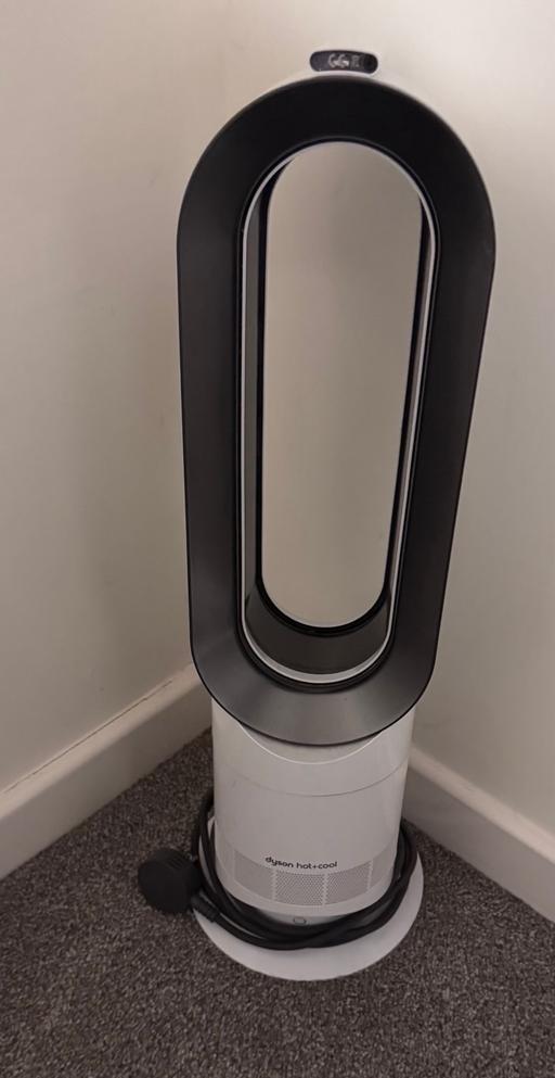 — Dyson hot and cold fan