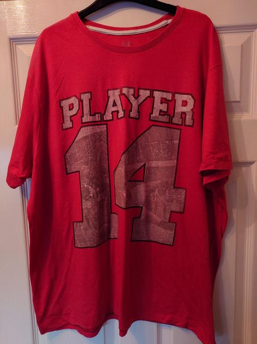  — Mens red top size 3XL