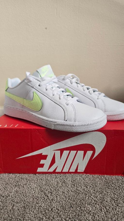  — Nike Court Royale Women’s Trainers White