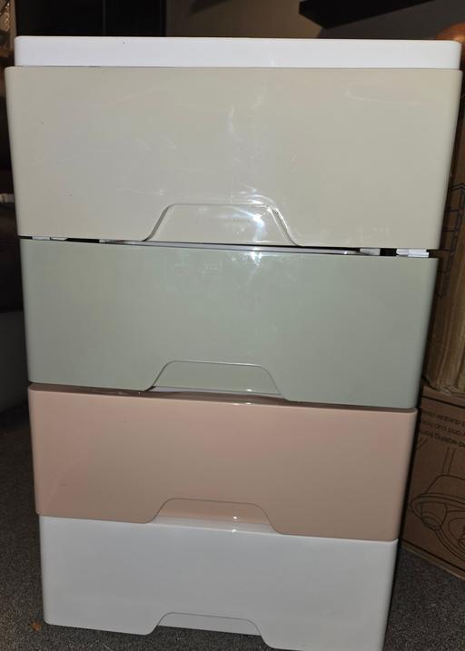  — 4 draw plastic unit
