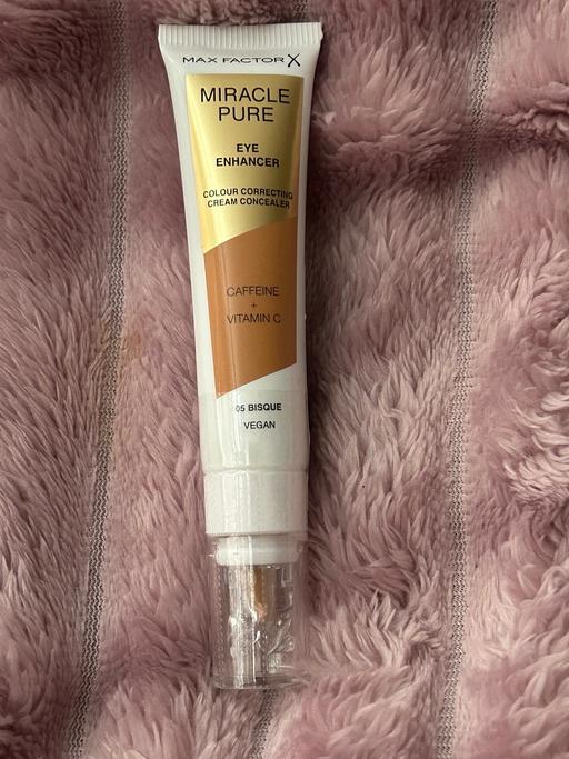  — Maxfactor Miracle Pure concealer-05 Bisque