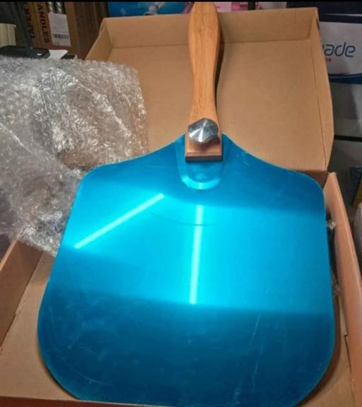  — foldable aluminium pizza shovel