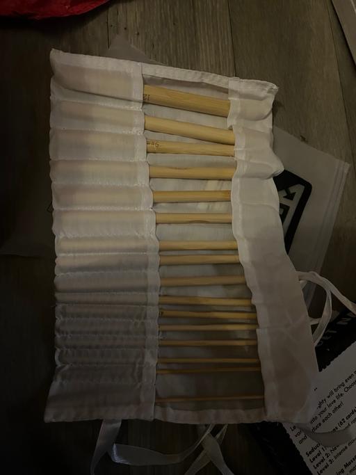  — New crochet hook set