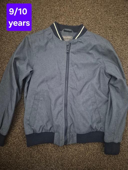  — 9/10 years lightweight boys coat