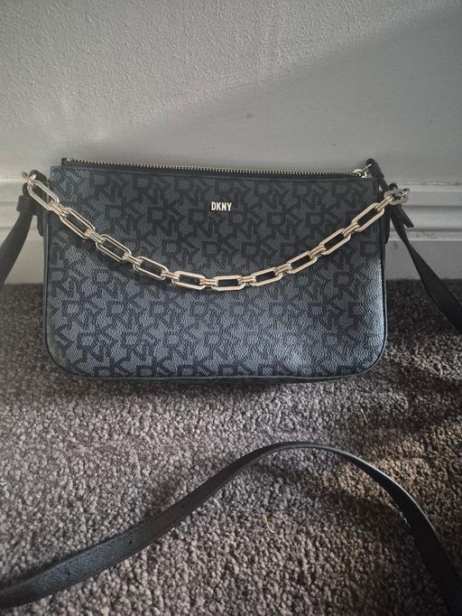  — DKNY crossbody bag