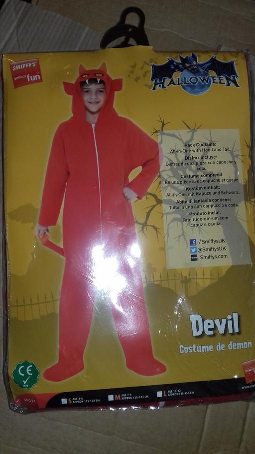  — Halloween devil outfit age 4-6. new