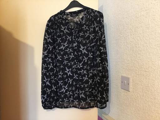  — As new Ladies Top From Asda Size 16 tie Top