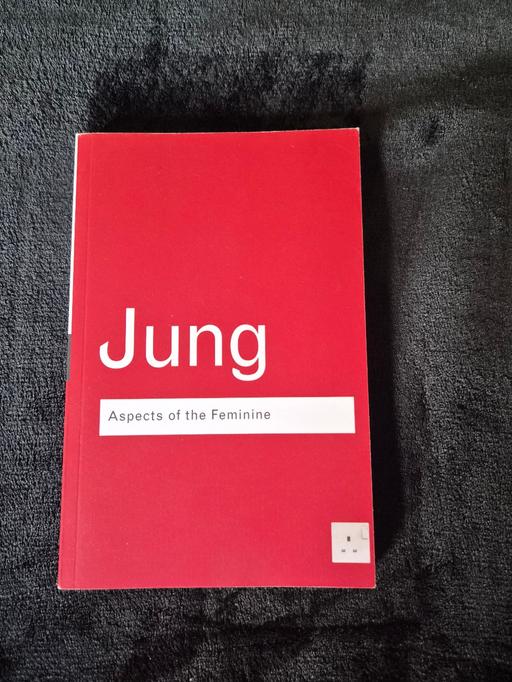  — Jung. Aspects of the Feminine