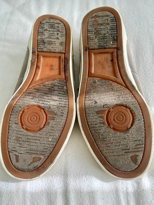  — Grey polo Ralph Lauren deck casuals.