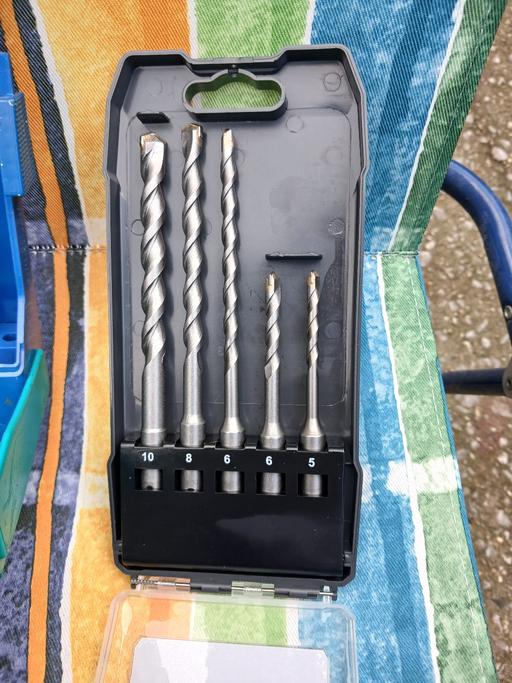  — ASSORTED DTILL BITS