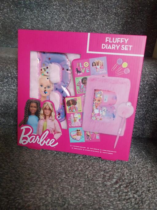  — New. Barbie Fluffy Diary Set