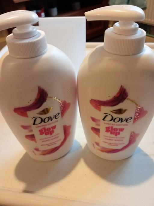  — 2 brand new Dove HAND WASH SETS