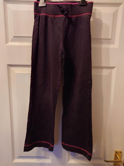  — Girls black joggers size 7-8 years
