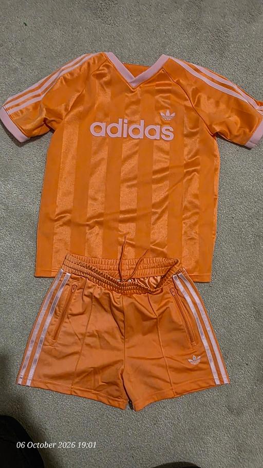 — Adidas two piece set