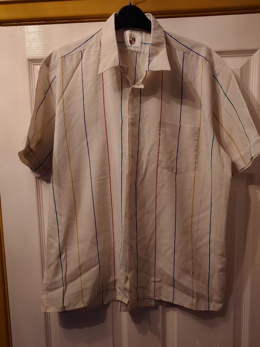  — Mens white striped shirt size L