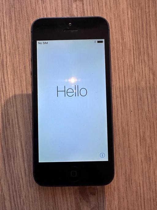  — Apple iPhone 5
