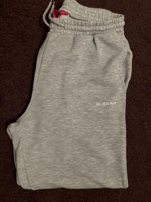  — LA gear joggers