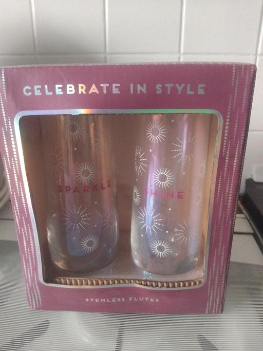  — New stemless flute glasses