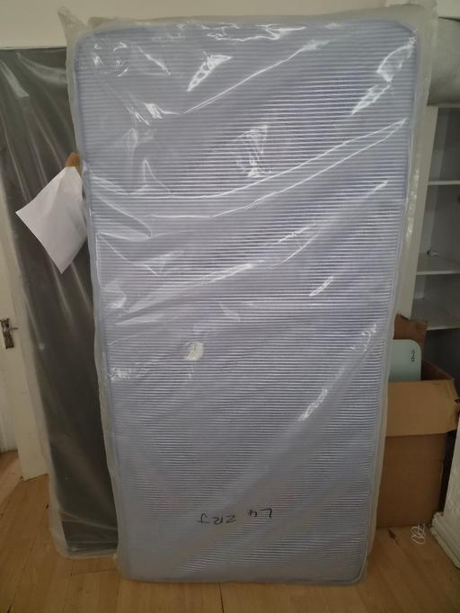  — devine single bed and mattress