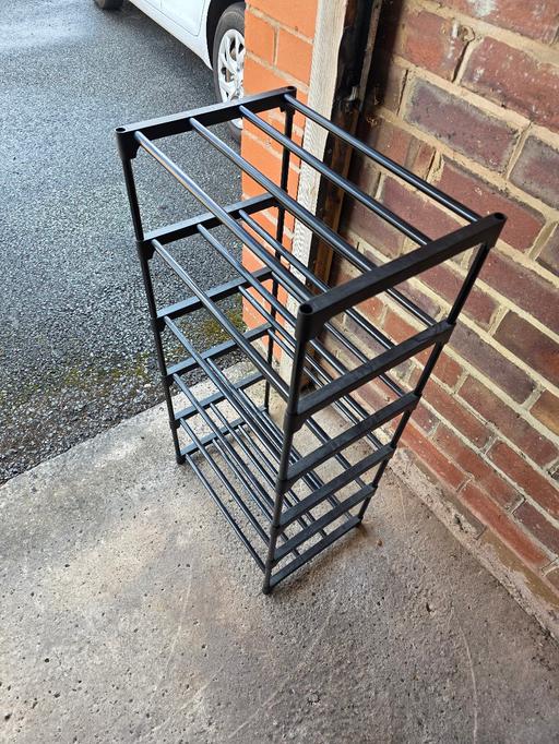  — shoe rack