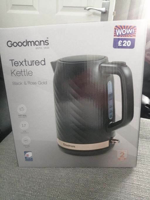  — New Goodmans black & Rose gold kettle