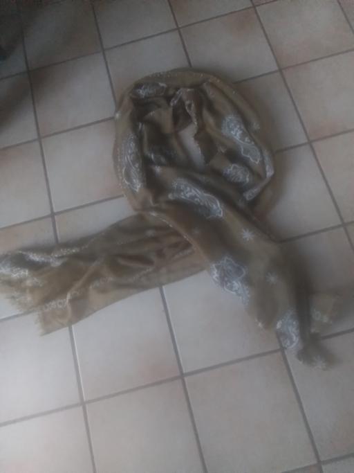  — H/M  LADIES SCARF