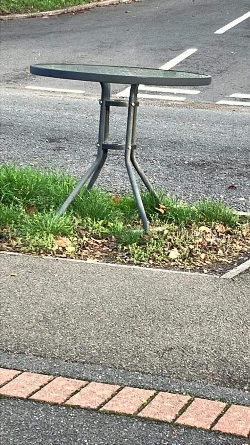  — Free table