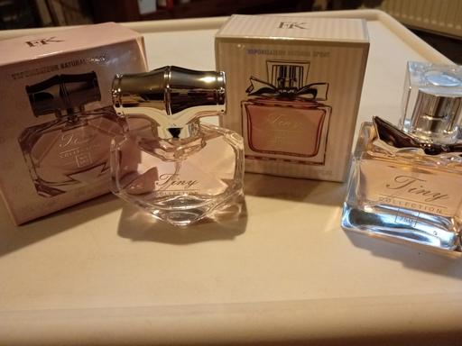  — 2 brand new ladies EAU DE PARFUM SETS