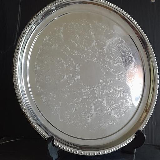  — SILVERPLATED ROUND TRAY