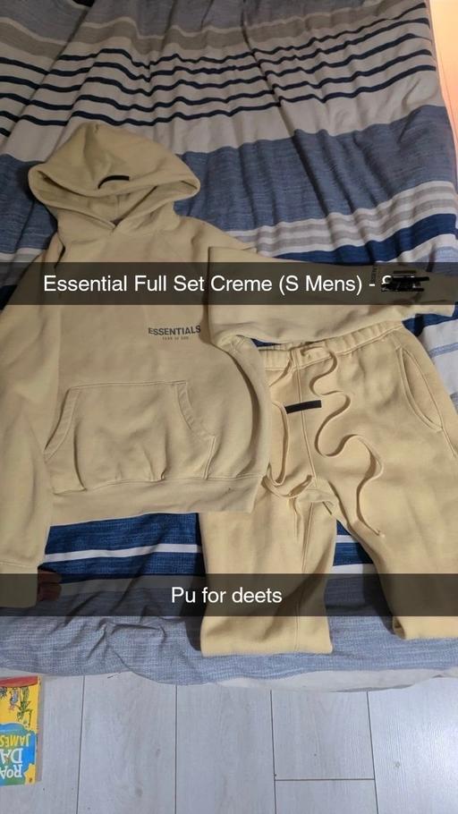  — Men’s Medium/Cream Essentials Tracksuit