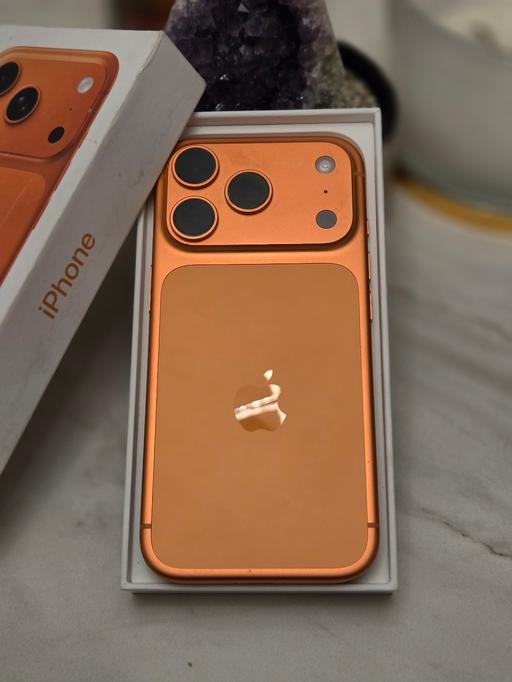  — Iphone 17 Pro 256GB