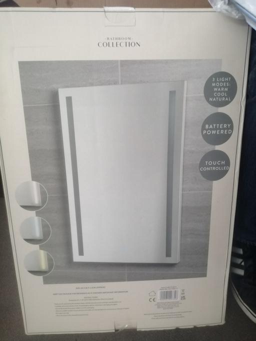  — New LED wall mirror 40x60x2.5cm approx
