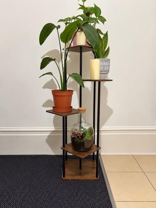 — Large wooden plant stand