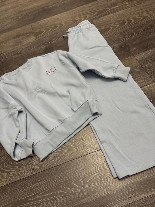  — Girls tracksuit