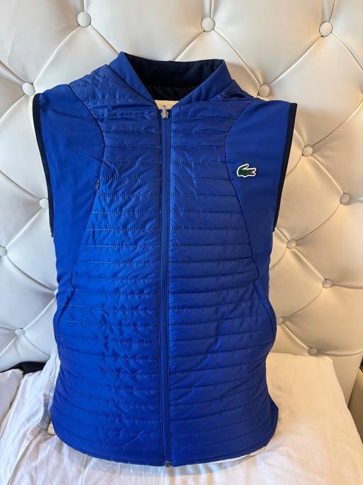  — Reversible lacoste gilet. Medium