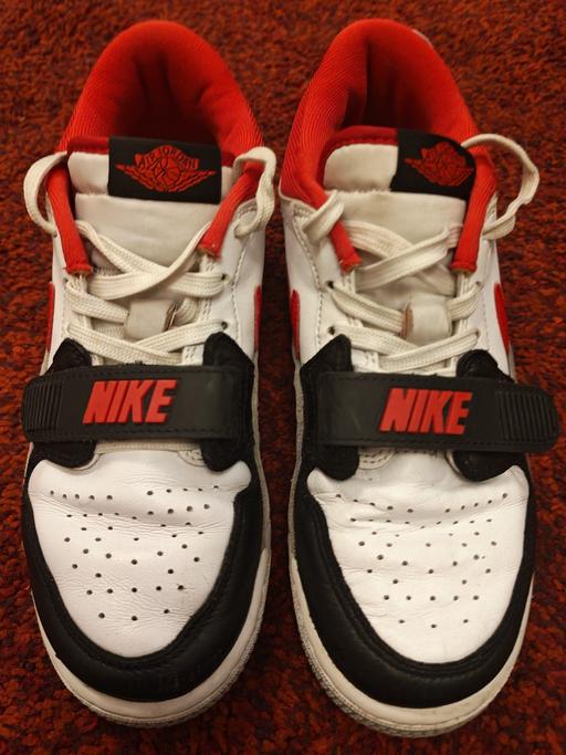  — Nike Air Jordan Junior Size 4