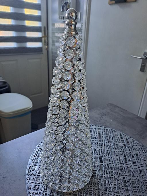  — bling item