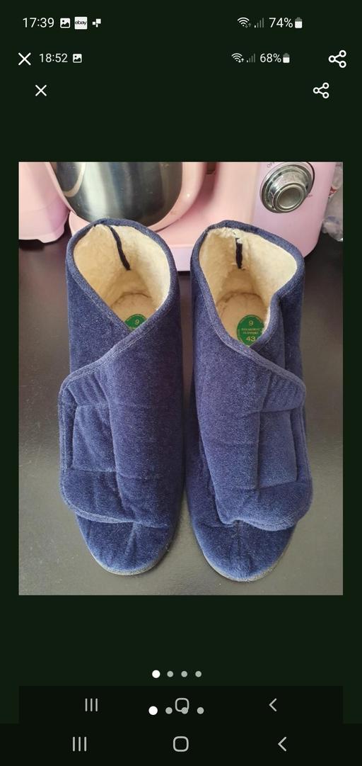  — men's Velcro slippers