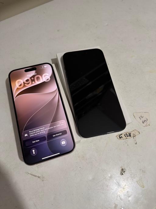  — iPhone 15 plus 128gb unlocked
