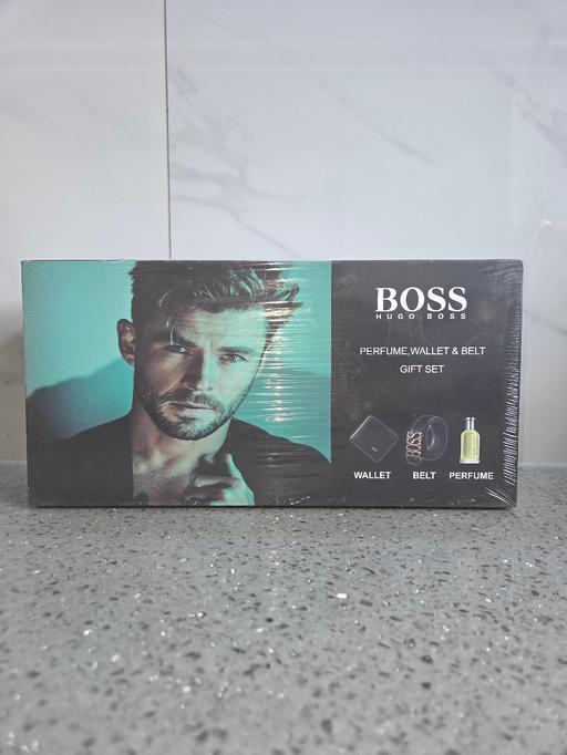  — Hugo Boss Belt, wallet and fragrance set