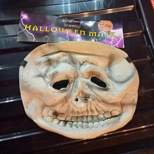  — Childs skull mask. New
