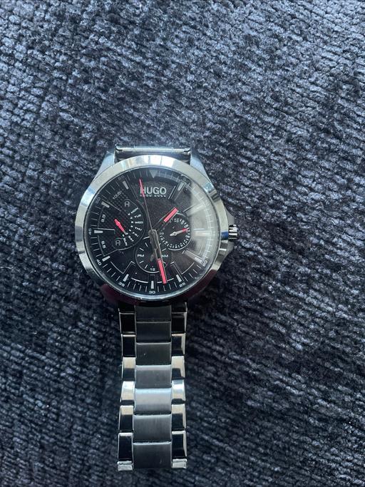  — No box needs battery replacement Hugo Boss