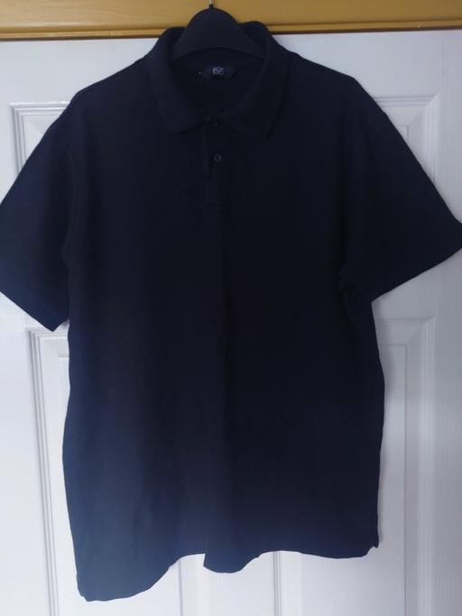  — Mens plain black polo top size L