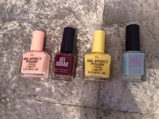  — Nail polish x4