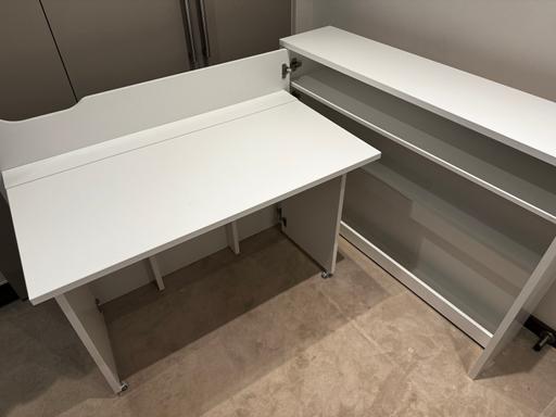  — Foldable desk & side table