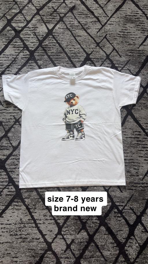  — Boys T-shirt size 7-8 years