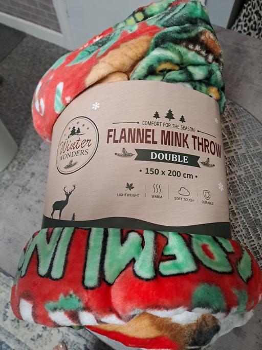 — large sized mink throw