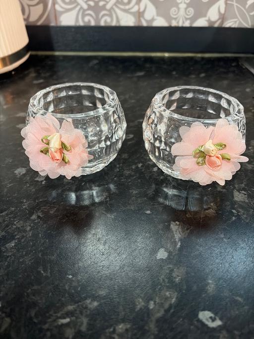  — Candle holders x2