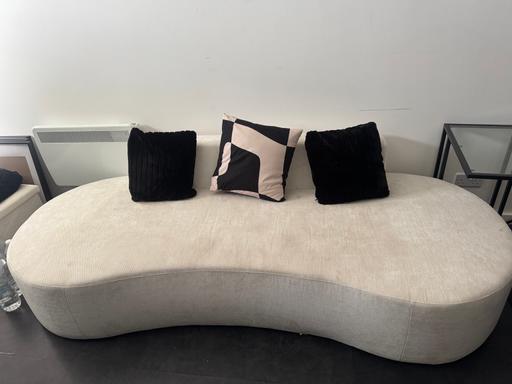  — Cream Sofa RRP £570
